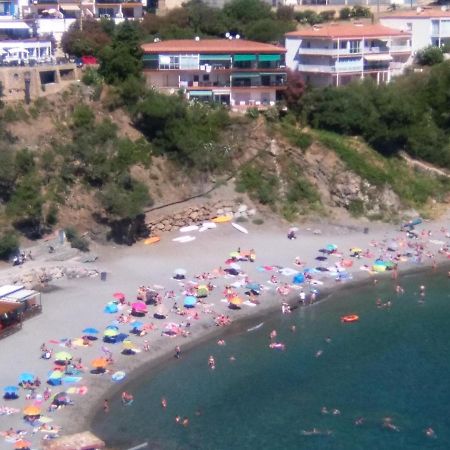 Ca La Nuri Pis 4 Vistas Al Mar Appartement Llança Buitenkant foto